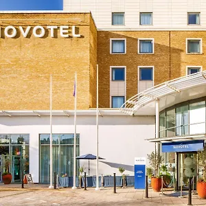 Novotel Greenwich מלון
